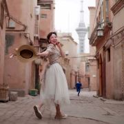 你在等什么,等乌鸦说情话吗