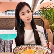 阳光向日葵草莓少女