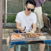 左小姐你走慢些