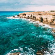 蓦然回首你还在身边