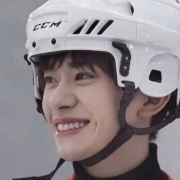 粉崽今天早睡了吗