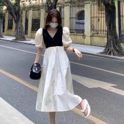 爱吃杏仁蛋挞的小可奈