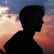 蓝天下的·迷彩