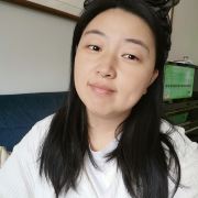 爱吃甜食的杨美丽