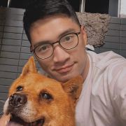 爱遛自己的凯文