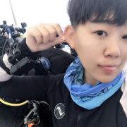 水下按快门的RAyCHENG