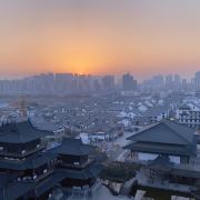 走遍所有角落。