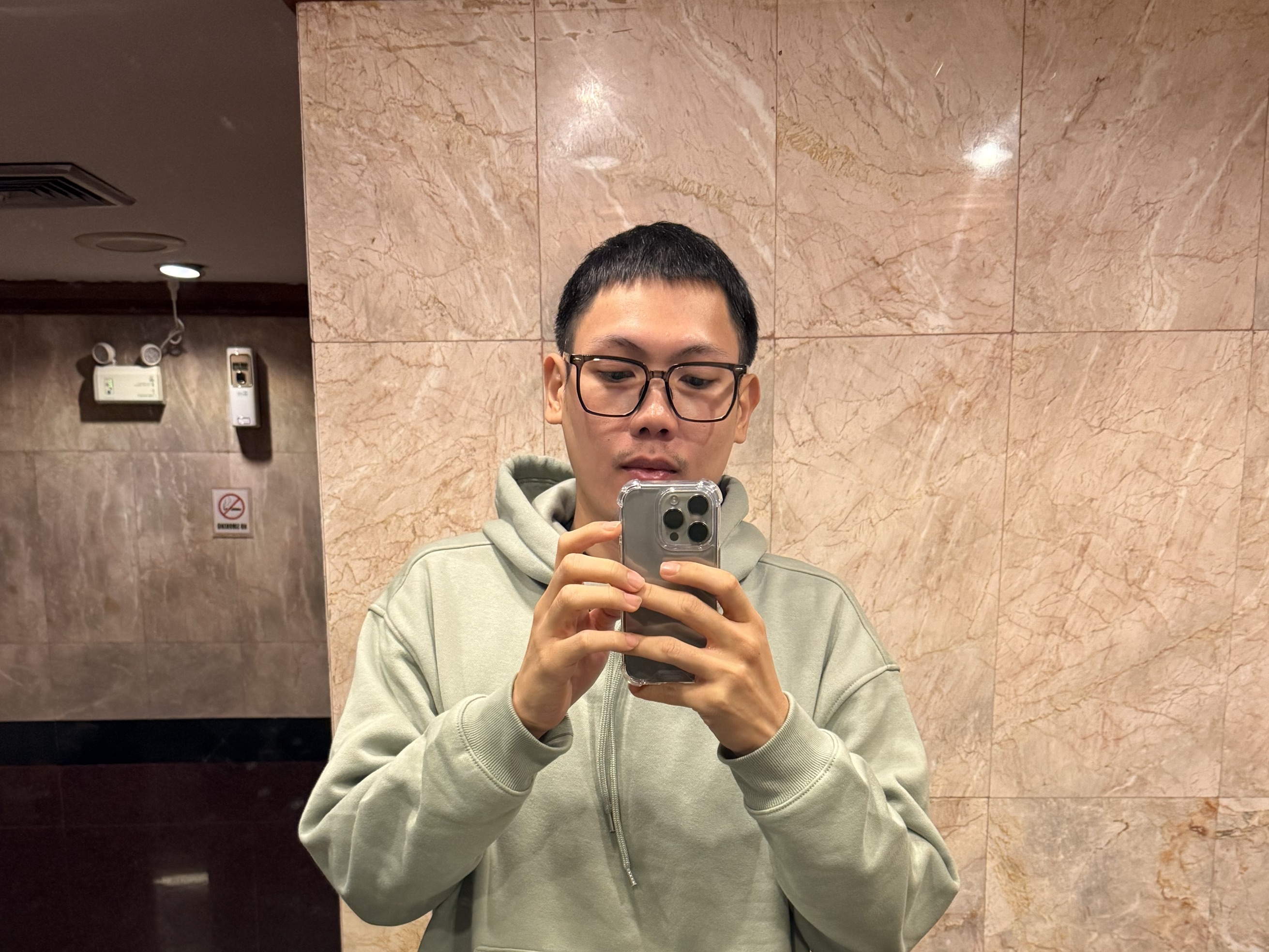 user-avatar