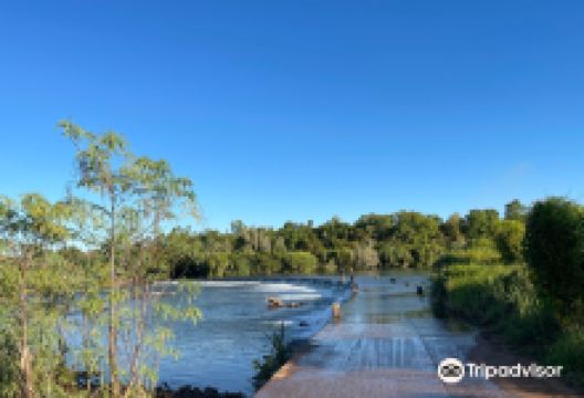 Ivanhoe Crossing景点图片