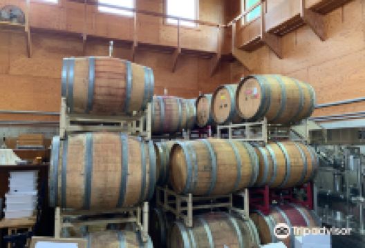 Running Brook Vineyard & Winery景点图片