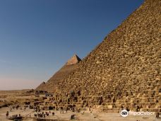 孟卡拉金字塔-Nazlet El-Semman