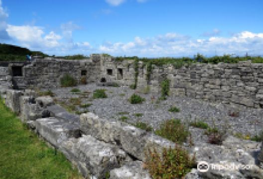 Na Seacht Teampaill (The Seven Churches)景点图片