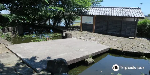 伊奈城趾公園