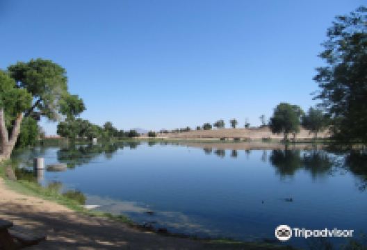 Jess Ranch Lakes景点图片