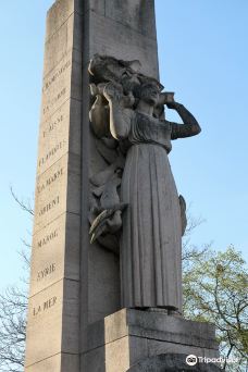 Monument des Pigeons Voyageurs-里尔