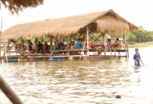 Sub Lek Reservoir景点图片