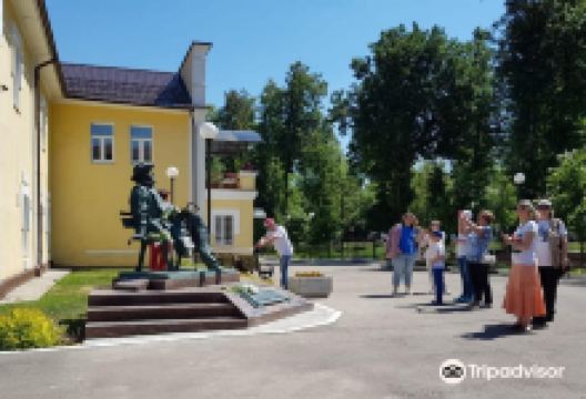Monument to Chekhov景点图片