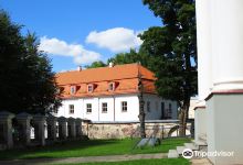 Troskunai St Trinity Church and Bernardine Monastery景点图片