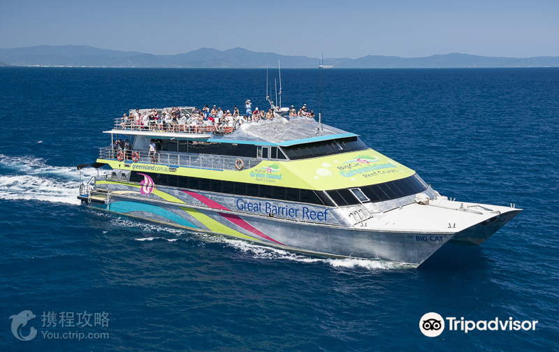 Big Cat Green Island Reef Cruises