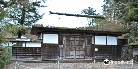 長岡市教育施設長谷川邸