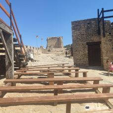 Fortress Mornas-莫尔纳