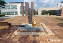 学生独立运动纪念馆广场和平少女像景点图片