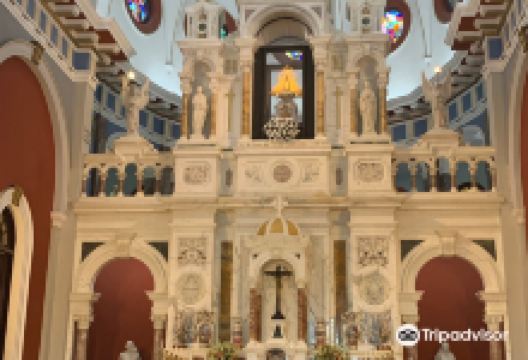 Basilica de la Virgen de la Caridad del Cobre景点图片
