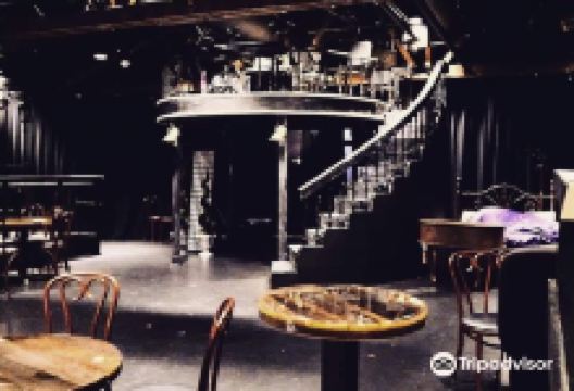 Theo Ubique Cabaret Theatre景点图片