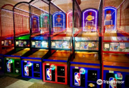 Ed's Funcade景点图片