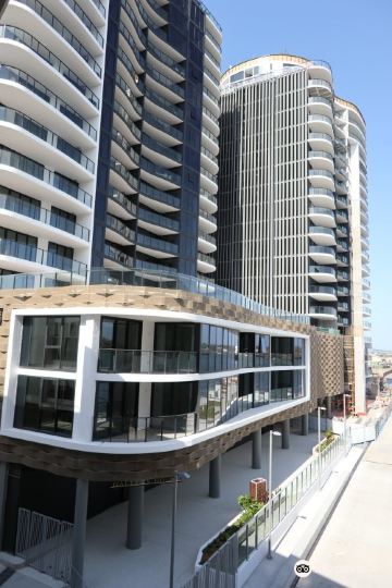 临港码头餐厅图片