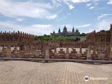 巴塞罗那 CaixaForum 展览中心-巴塞罗那