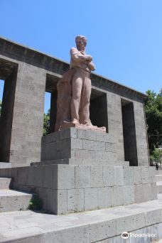 Stepan Shahumyan Statue-埃里温