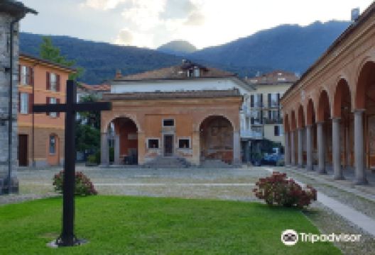 Piazza della Chiesa景点图片