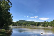 Black Mountain Town Square景点图片