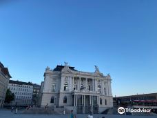 苏黎世歌剧院-苏黎世