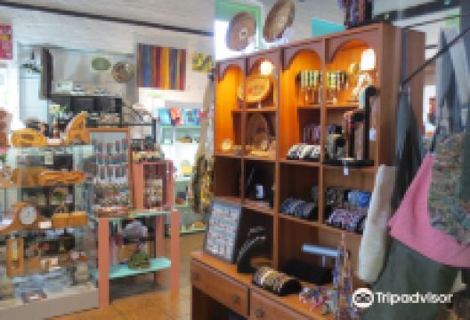 Cinch Art Space, LLC购物图片