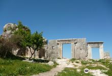 Synagogue Ruins景点图片