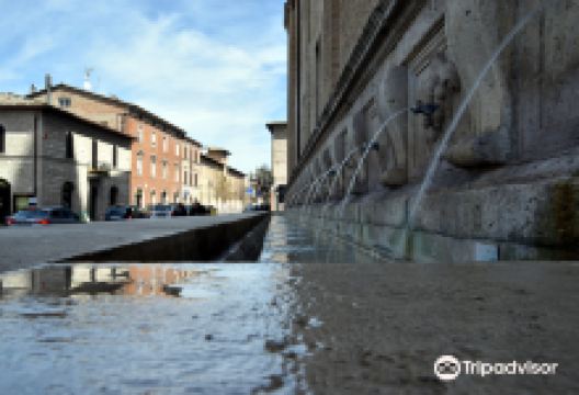 Fontana delle 26 Cannelle景点图片