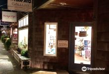 White Bird Gallery景点图片