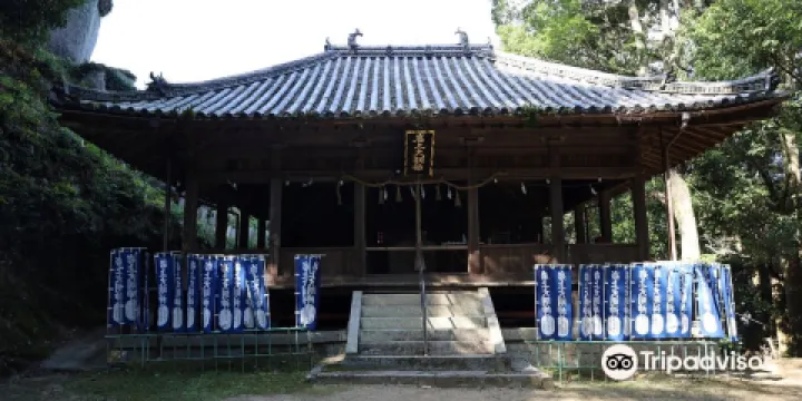 巖上神社