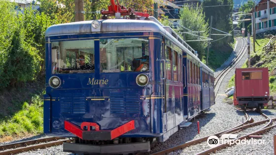 勃朗峰有軌電車