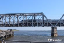 DEEP Marine Headquarters - Ferry Landing Park景点图片