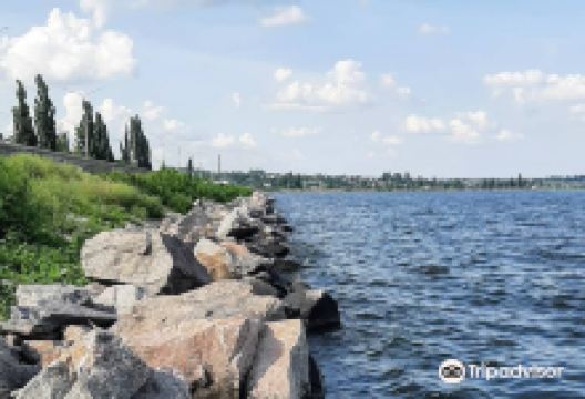 City Embankment景点图片