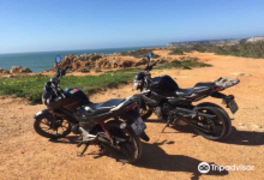 Scooters and Bikes to rent购物图片