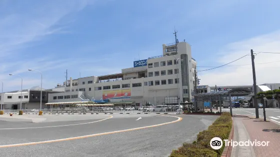 両津港
