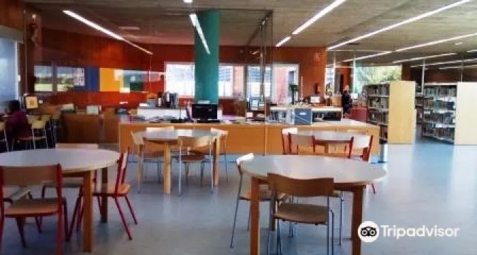 Biblioteca Josep Jardi