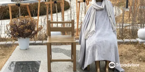 議政府東部廣場和平公園和平少女像