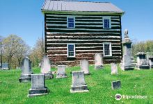 Old Log Church景点图片