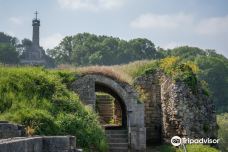 Castle Ruins & Velvet Cave-法尔肯堡