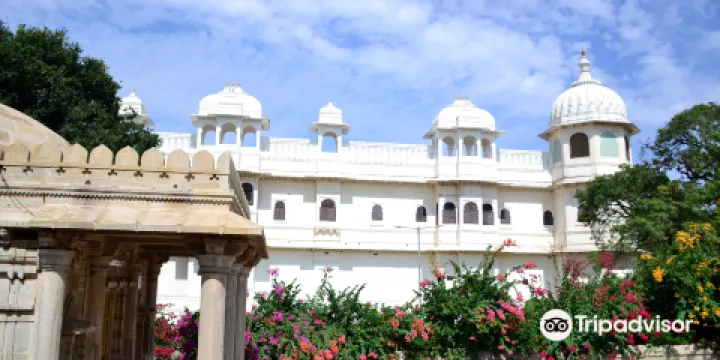 Fateh Praksah Palace Museum